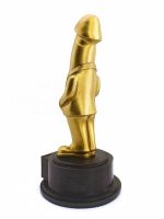 Dick Of The Year – Esprili Masaüstü Ödül Heykeli Model 1 - Görsel 4